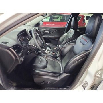 Jeep Cherokee  SUV 2022,  3.2 benzyna, automat - Na sprzedaż za 35 000 zł - Tarnów - zdjęcie 7