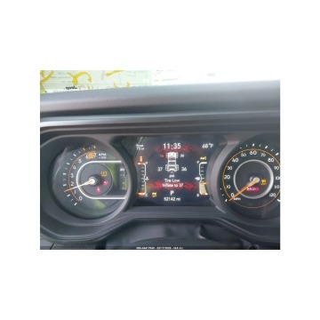 Jeep Wrangler  SUV 2024,  3.6 benzyna, automat - Na sprzedaż za 69 000 zł - Tarnów - zdjęcie 11