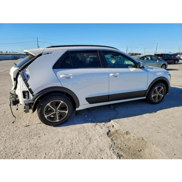 Kia Niro  SUV 2025,  1.6 hybryda, automat - Na sprzedaż za 49 000 zł - Tarnów - zdjęcie 4