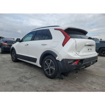 Kia Niro  SUV 2023,  1.6 hybryda, automat - Na sprzedaż za 49 000 zł - Tarnów - zdjęcie 5