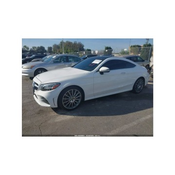 Mercedes - Benz C-klasa  Coupe/Sportowy 2019,  2.0 benzyna, automat - Na sprzedaż za 39 000 zł - Tarnów - zdjęcie 3