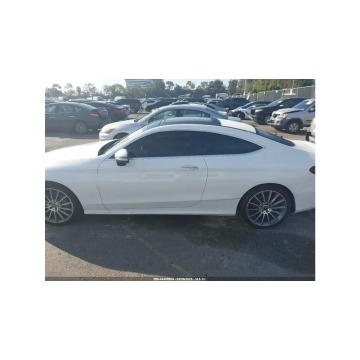 Mercedes - Benz C-klasa  Coupe/Sportowy 2019,  2.0 benzyna, automat - Na sprzedaż za 39 000 zł - Tarnów - zdjęcie 5