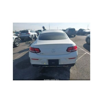 Mercedes - Benz C-klasa  Coupe/Sportowy 2019,  2.0 benzyna, automat - Na sprzedaż za 39 000 zł - Tarnów - zdjęcie 8