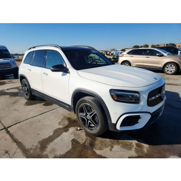 Mercedes GLB - / pakiet AMG / 4Matic / bogata wersja /