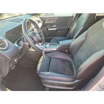 Mercedes - Benz GLB-klasa  SUV 2024,  2.0 benzyna, automat - Na sprzedaż za 53 000 zł - Tarnów - zdjęcie 7