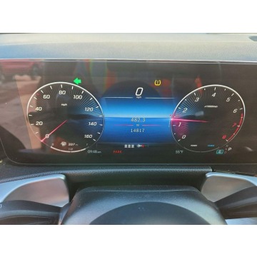 Mercedes - Benz GLB-klasa  SUV 2024,  2.0 benzyna, automat - Na sprzedaż za 53 000 zł - Tarnów - zdjęcie 9