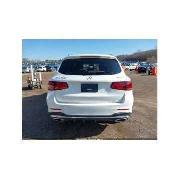 Mercedes - Benz GLC-klasa  SUV 2020,  2.0 benzyna, automat - Na sprzedaż za 49 000 zł - Tarnów - zdjęcie 8