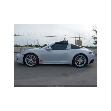 Porsche 911  Coupe/Sportowy 2023,  3.0 benzyna, automat - Na sprzedaż za 380 000 zł - Tarnów - zdjęcie 5