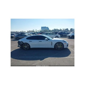Porsche Panamera  Sedan/Limuzyna 2022,  2.9 hybryda, automat - Na sprzedaż za 149 000 zł - Tarnów - zdjęcie 4