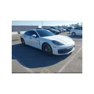 Porsche Panamera  Sedan/Limuzyna 2022,  2.9 hybryda, automat - Na sprzedaż za 149 000 zł - Tarnów - zdjęcie 2