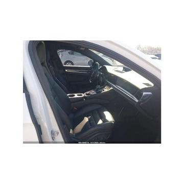 Porsche Panamera  Sedan/Limuzyna 2022,  2.9 hybryda, automat - Na sprzedaż za 149 000 zł - Tarnów - zdjęcie 11
