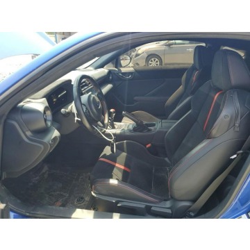 Subaru BRZ  Coupe/Sportowy 2022,  2.4 benzyna, automat - Na sprzedaż za 34 000 zł - Tarnów - zdjęcie 7