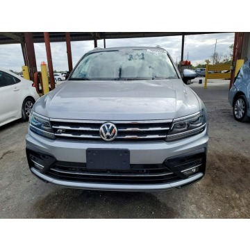 Volkswagen Tiguan  SUV 2021,  2.0 benzyna, automat - Na sprzedaż za 39 000 zł - Tarnów - zdjęcie 2