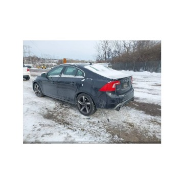 Volvo S60  Sedan/Limuzyna 2014,  3.0 benzyna, automat - Na sprzedaż za 28 000 zł - Tarnów - zdjęcie 7