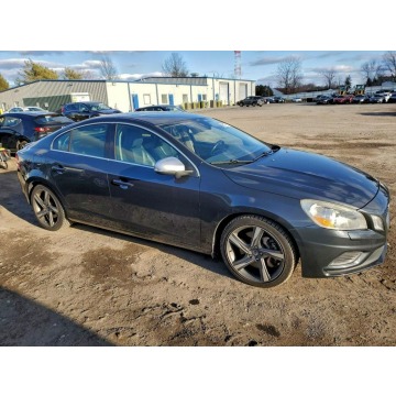 Volvo S60 - / 3.0 304KM / 4x4 / Bogate wyposażenie /