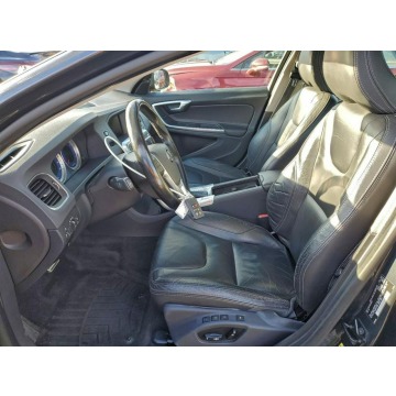 Volvo S60  Sedan/Limuzyna 2013,  3.0 benzyna, automat - Na sprzedaż za 28 000 zł - Tarnów - zdjęcie 7