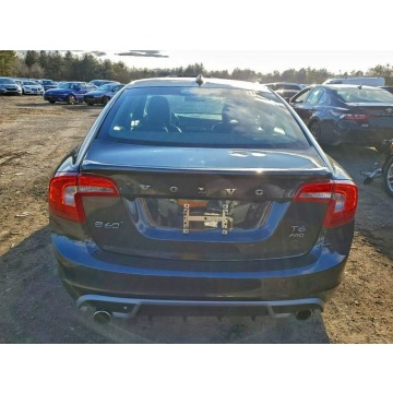Volvo S60  Sedan/Limuzyna 2013,  3.0 benzyna, automat - Na sprzedaż za 28 000 zł - Tarnów - zdjęcie 6