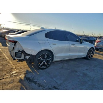 Volvo S60  Sedan/Limuzyna 2024,  2.0 benzyna, automat - Na sprzedaż za 59 000 zł - Tarnów - zdjęcie 4