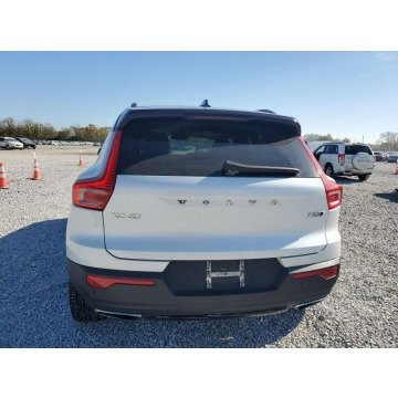 Volvo   SUV 2020,  2.0 benzyna, automat - Na sprzedaż za 35 000 zł - Tarnów - zdjęcie 6