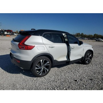 Volvo   SUV 2020,  2.0 benzyna, automat - Na sprzedaż za 35 000 zł - Tarnów - zdjęcie 4