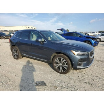 Volvo   SUV 2022,  2.0 hybryda, automat - Na sprzedaż za 69 000 zł - Tarnów - zdjęcie 2