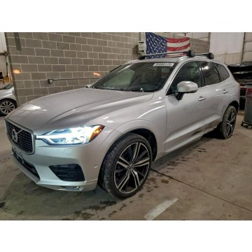 Volvo   SUV 2019,  2.0 benzyna, automat - Na sprzedaż za 38 000 zł - Tarnów - zdjęcie 2