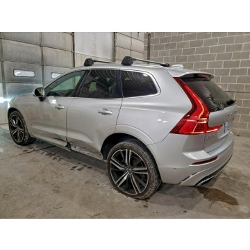 Volvo   SUV 2019,  2.0 benzyna, automat - Na sprzedaż za 38 000 zł - Tarnów - zdjęcie 5