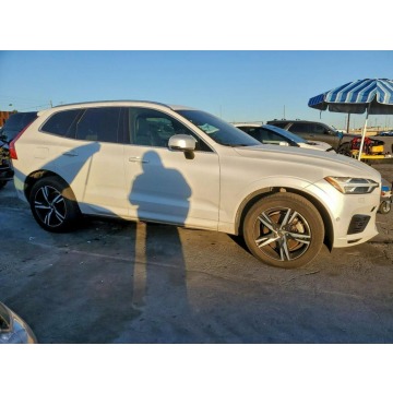 Volvo XC 60 - / PLUG-IN / 4x4 / Bogate wyposażenie /