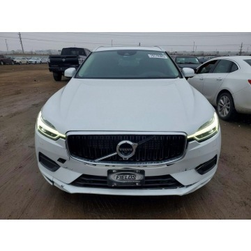 Volvo   SUV 2020,  2.0 benzyna, automat - Na sprzedaż za 37 000 zł - Tarnów - zdjęcie 3