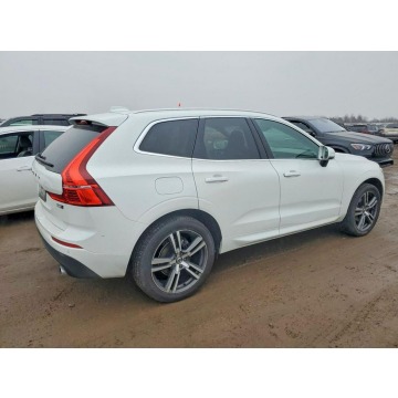 Volvo   SUV 2020,  2.0 benzyna, automat - Na sprzedaż za 37 000 zł - Tarnów - zdjęcie 4