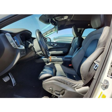 Volvo   SUV 2021,  2.0 benzyna, automat - Na sprzedaż za 45 000 zł - Tarnów - zdjęcie 7