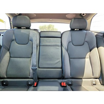 Volvo   SUV 2021,  2.0 benzyna, automat - Na sprzedaż za 45 000 zł - Tarnów - zdjęcie 10