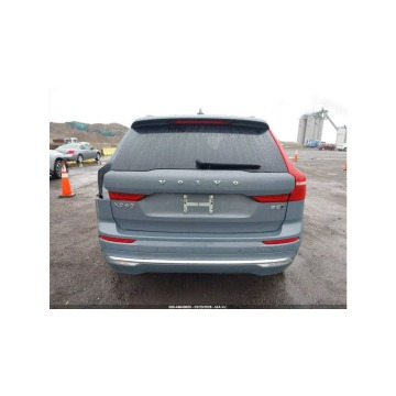 Volvo   SUV 2023,  2.0 benzyna, automat - Na sprzedaż za 79 000 zł - Tarnów - zdjęcie 8