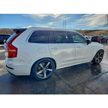Volvo   SUV 2019,  2.0 benzyna, automat - Na sprzedaż za 39 000 zł - Tarnów - zdjęcie 4