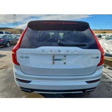 Volvo   SUV 2019,  2.0 benzyna, automat - Na sprzedaż za 39 000 zł - Tarnów - zdjęcie 6