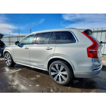 Volvo   SUV 2021,  2.0 benzyna, automat - Na sprzedaż za 59 000 zł - Tarnów - zdjęcie 5