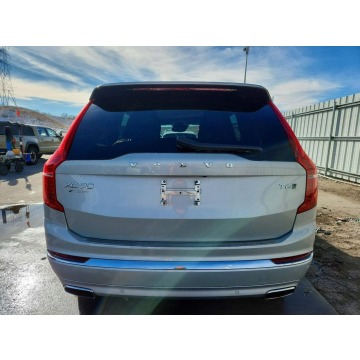 Volvo   SUV 2021,  2.0 benzyna, automat - Na sprzedaż za 59 000 zł - Tarnów - zdjęcie 6