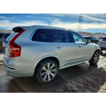 Volvo   SUV 2021,  2.0 benzyna, automat - Na sprzedaż za 59 000 zł - Tarnów - zdjęcie 4