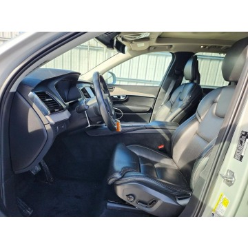 Volvo   SUV 2021,  2.0 benzyna, automat - Na sprzedaż za 59 000 zł - Tarnów - zdjęcie 7