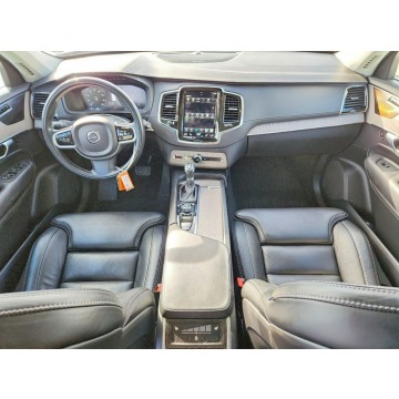 Volvo   SUV 2021,  2.0 benzyna, automat - Na sprzedaż za 59 000 zł - Tarnów - zdjęcie 8