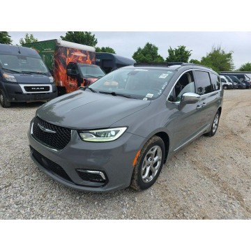 Chrysler Pacifica - LIMITED / mała szkoda / niski przebieg