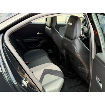Opel Mokka  SUV 2023,  1.2 benzyna, automat - Na sprzedaż za 70 999 zł - Gostyń - zdjęcie 8