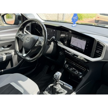 Opel Mokka  SUV 2023,  1.2 benzyna, automat - Na sprzedaż za 70 999 zł - Gostyń - zdjęcie 9