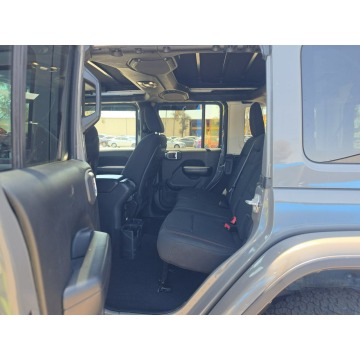 Jeep Wrangler  SUV 2020,  3.6 benzyna, automat - Na sprzedaż za 49 000 zł - Wrocław - zdjęcie 11