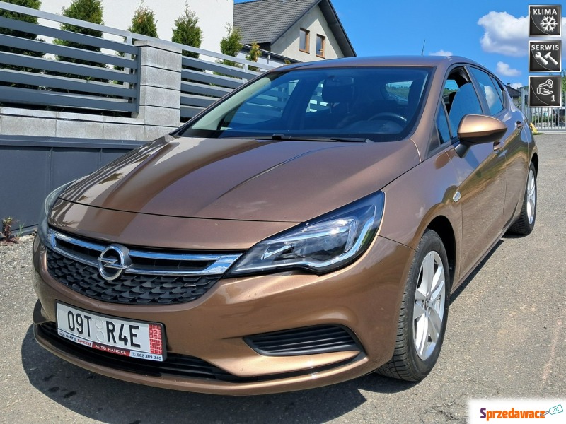 Opel Astra  Hatchback 2017,  1.4 benzyna - Na sprzedaż za 37 000 zł - Cisiec