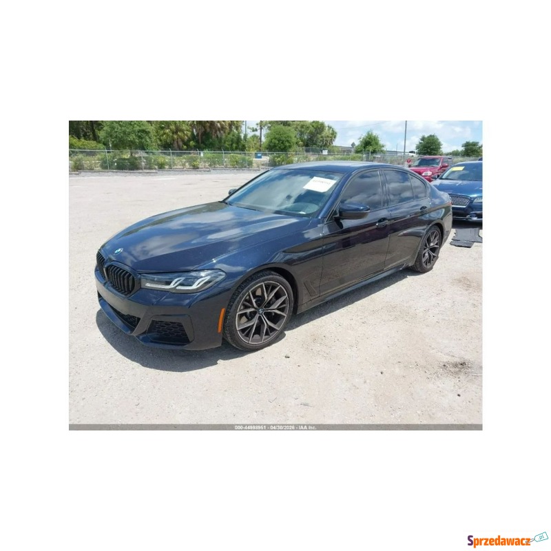 BMW Seria 5  Sedan/Limuzyna 2022,  2.0 benzyna, automat - Na sprzedaż za 79 000 zł - Tarnów