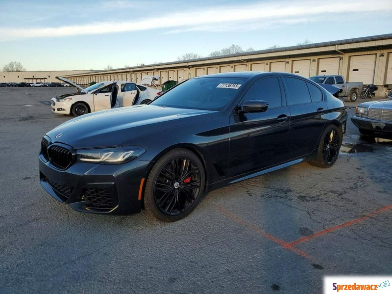 BMW Seria 5  Sedan/Limuzyna 2023,  4.4 benzyna, automat - Na sprzedaż za 95 000 zł - Tarnów