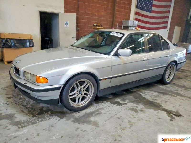 BMW Seria 7  Sedan/Limuzyna 2000,  4.4 benzyna, automat - Na sprzedaż za 27 000 zł - Tarnów