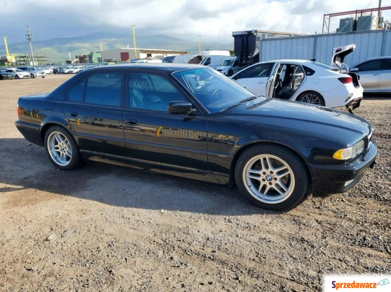 BMW Seria 7  Sedan/Limuzyna 2001,  4.4 benzyna, automat - Na sprzedaż za 35 000 zł - Tarnów