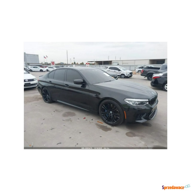 BMW M5  Sedan/Limuzyna 2019,  4.4 benzyna, automat - Na sprzedaż za 129 000 zł - Tarnów